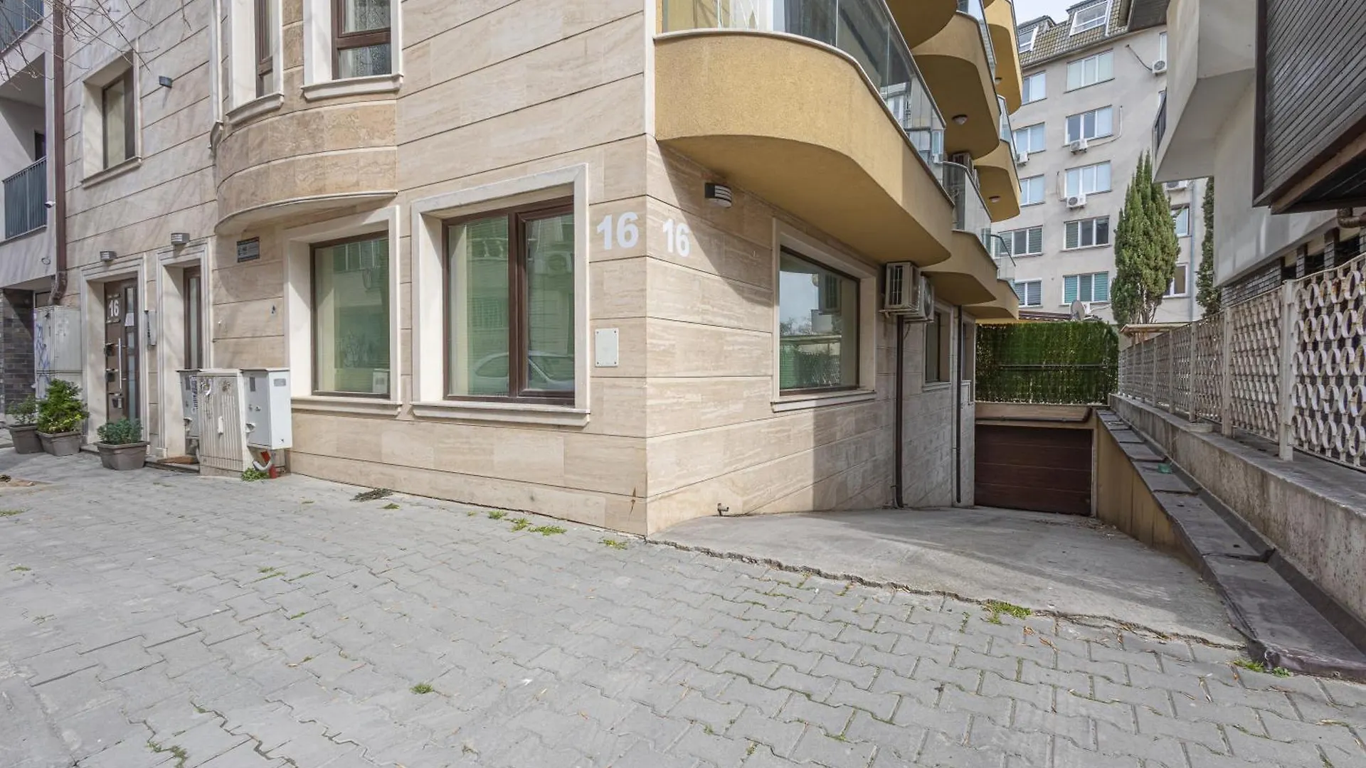 Sea Garden Marina 1 Apartment Varna 0*,